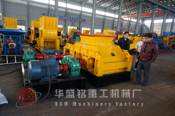 大型對輥破碎機在啟動時要注意哪些事項